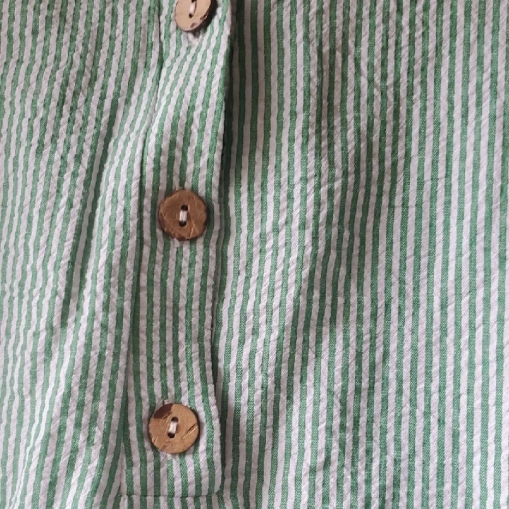 SHEIN Green and White Seersucker Striped Short Set - Picture 7 of 12